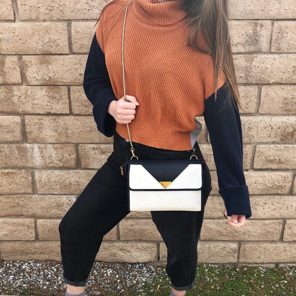 YSL Vintage Cream Black Navy Crossbody Bag - Picture 10 of 11